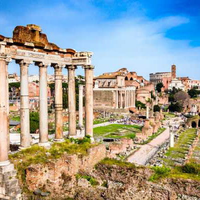 Roma AnticaVisita Guidata GratuitaTutti i giorni alle 11.00 Visita con una guida autorizzata e professionale comprendente le aree archeologiche dei Fori Romani e Imperiali, il Colosseo e altro, in un tour di 2 ore.GRATIS
